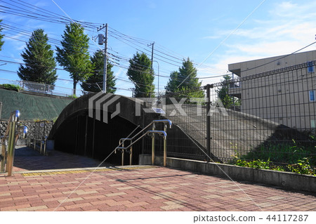 9月府中29前軍隊調布空軍基地shiraitodai菩薩 照片素材 圖片 圖庫 9月府中29前軍隊調布空軍基地shiraitodai菩薩 照片素材 圖片 圖庫