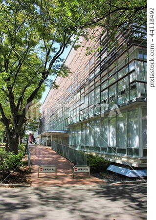 千葉大學圖書館 44118492