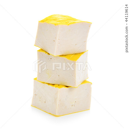 tofu on White background tofu on White background 44119614