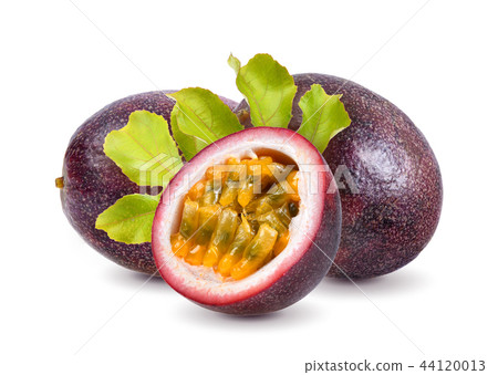 passion fruit with leaf on white background 44120013