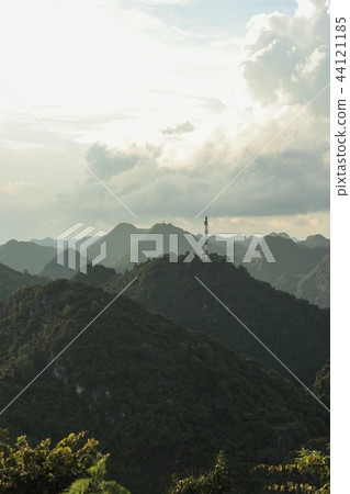 美麗的山 美麗的山 44121185