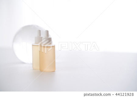 Cosmetic development Cosmetic development 44121928