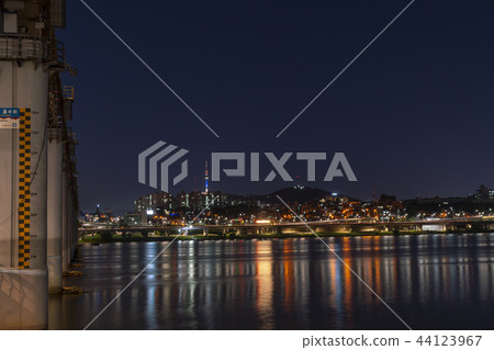 N Tower, Banpo Bridge, Riverside North Road, Yongsan-gu, Han River, Seoul 44123967