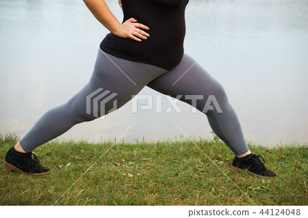 Woman training legs getting ready for run 44124048