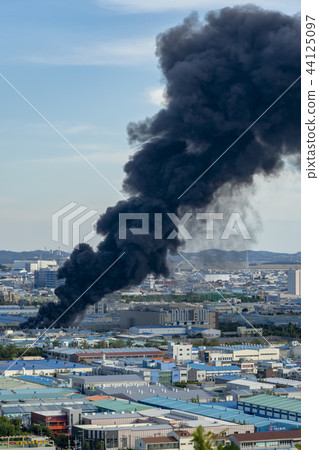 Fire, Sihwa Industrial Complex, Siheung, Gyeonggi-do Fire, Sihwa Industrial Complex, Siheung, Gyeonggi-do 44125097