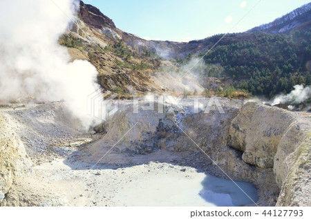 塚原溫泉火山口 44127793
