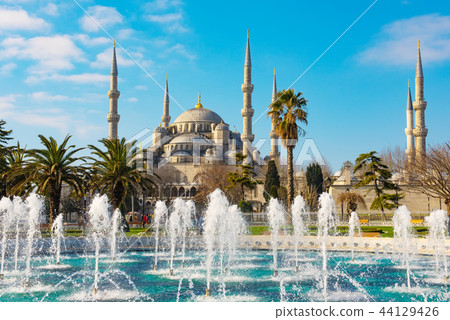 Blue Mosque in Istanbul Blue Mosque in Istanbul 44129426