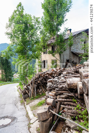 The village of Santa Fosca 44129874