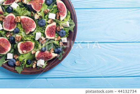 Figs salad with cheese Figs salad with cheese 44132734