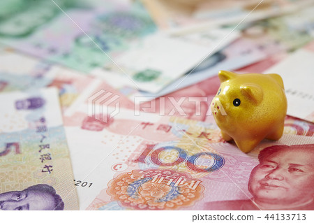 中國元和金豬微型人物 44133713