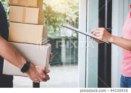 Home delivery service and working with service mind, Woman custo 44138416