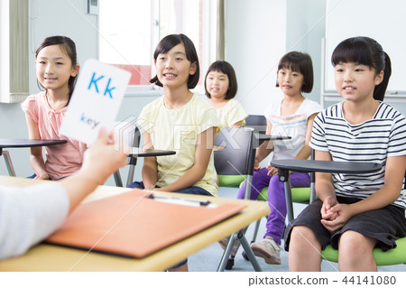 Child English conversation classroom image 44141080