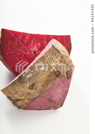 Healthy beets 44141450