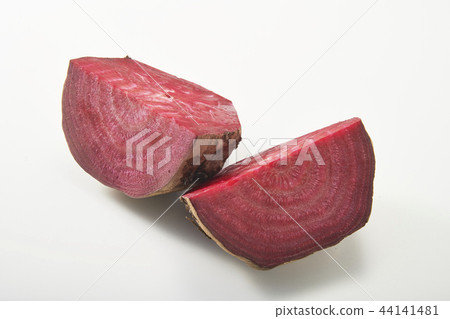 Healthy beets 44141481