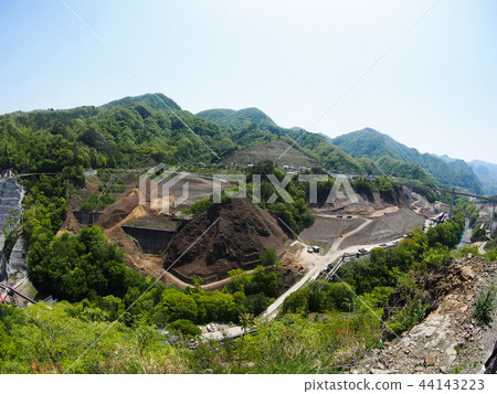亞巴壩建築工地 亞巴壩建築工地 44143223