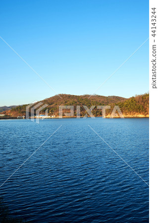 Baekwoonho, Suwon, Gyeonggi-do 44143244