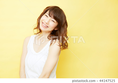 女性工作室肖像 44147525