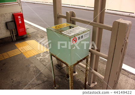 鶴見線大川站檢票口（2） 44149422