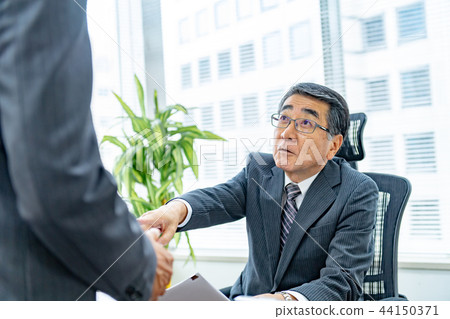 President, Chairman, Executive, President's Office 44150371