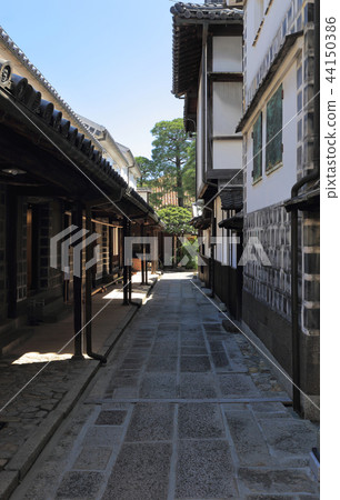 倉敷美麗地區的大原府（大原住宅）（從中倉村內觀察入口方向，可以看到後面的Arinniso的屋頂） 44150386