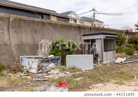 Prefabricated huts devastatingly damaged by the typhoon 21 storm and storm surge on September 4, 2018 Prefabricated huts devastatingly damaged by the typhoon 21 storm and storm surge on September 4, 2018 44151895