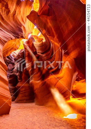 Upper Antelope Canyon Upper Antelope Canyon 44154713