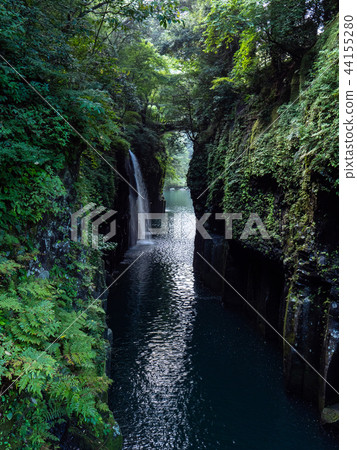 Manain waterfall in Takachiho Gorge, Miyazaki Prefecture (vertical position) Manain waterfall in Takachiho Gorge, Miyazaki Prefecture (vertical position) 44155280