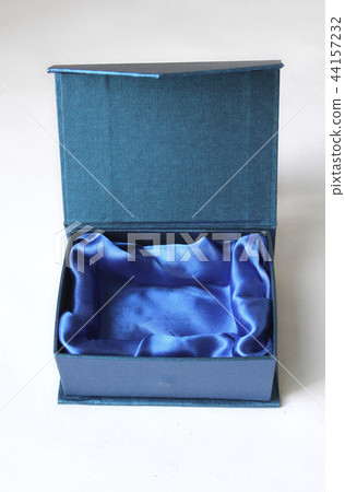 Blue box Blue box 44157232
