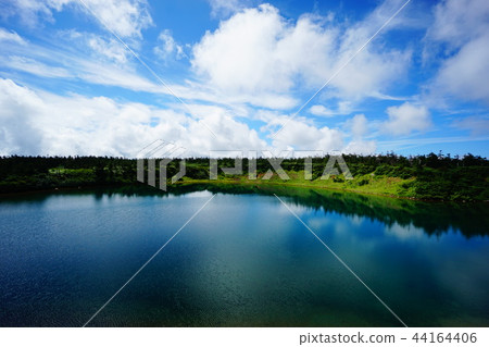 Blue sky reflected in Hachimanuma Blue sky reflected in Hachimanuma 44164406