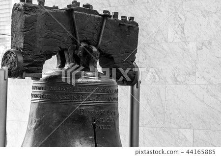 Liberty bell in Philadelphia (USA) 44165885