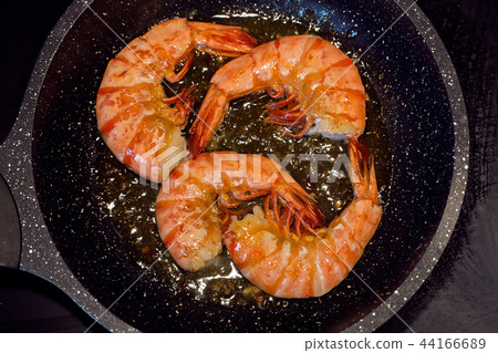 Tiger shrimps 44166689