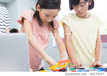 機器人編程教室形象 44174477