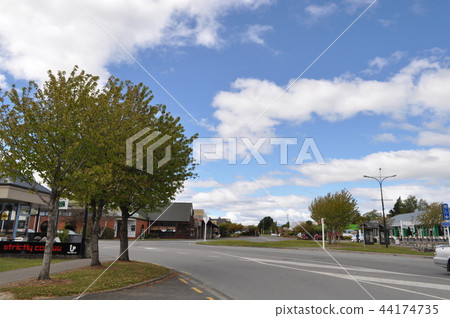 new Zealand  44174735