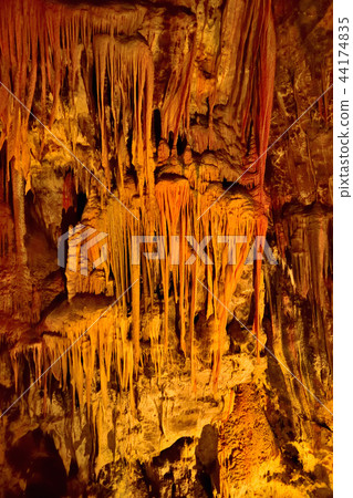 Post Inna cave Post Inna cave 44174835