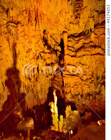 Post Inna cave Post Inna cave 44174853