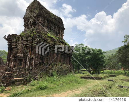 Vietnam My Son sanctuary 44176638