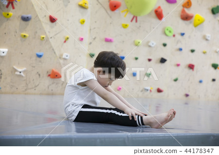 孩子們爬 44178347