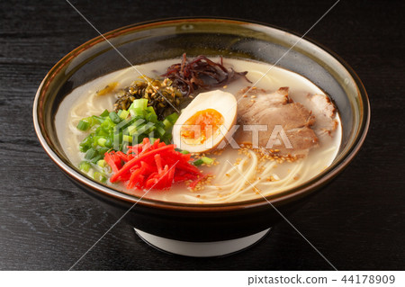 pork bone ramen 44178909