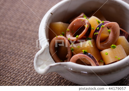 蘿蔔蘿蔔 44179057