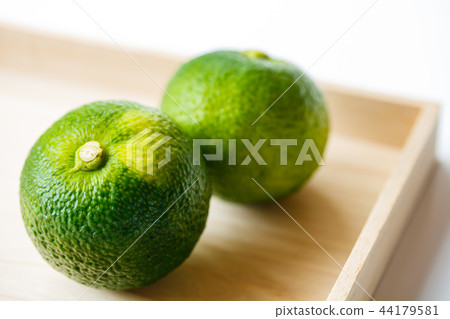 藍柚子 44179581