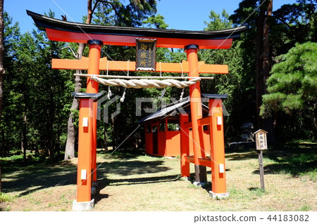 Ikushima-Atoshima Shrine Gobanjo 44183082