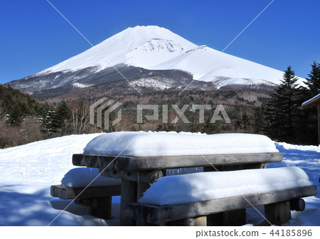 Mizugazuka's snow scene and Mt. Fuji-4428 44185896