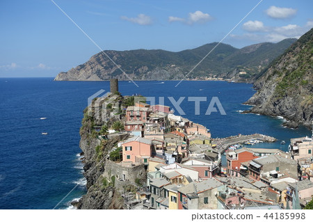 Vernazza 44185998