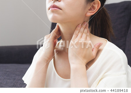 lymphatic massage 44189418