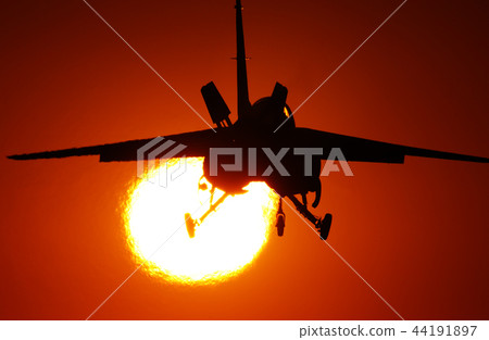日落和飛機(T-4) 日落和飛機(T-4) 44191897