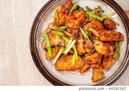 蔥燒 醬燒 魚片 鯛魚 魚柳 醤油葱たら焼き魚 stewed fish slices 蔥燒 醬燒 魚片 鯛魚 魚柳 醤油葱たら焼き魚 stewed fish slices 44192167