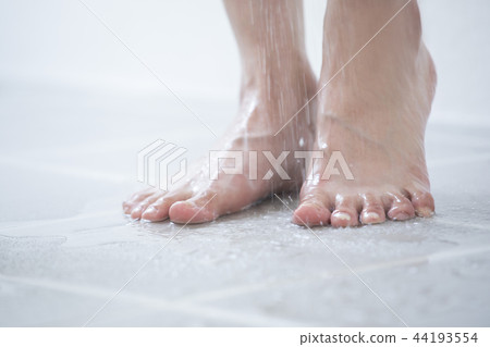 淋浴 44193554