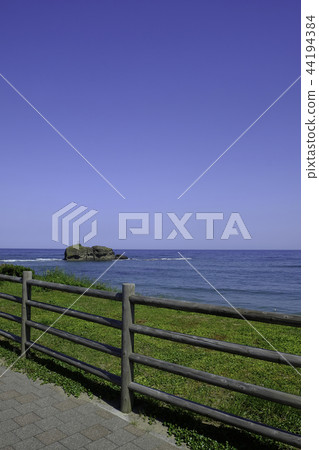 Beautiful coastal scenery · Hakurei coast 44194384