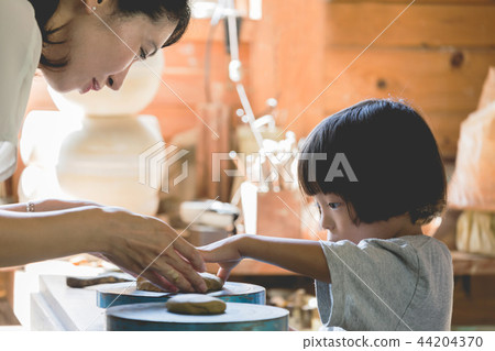 陶瓷班父母和孩子 陶瓷班父母和孩子 44204370