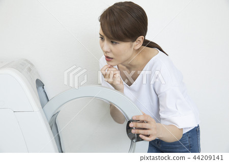 Washing machine breakdown 44209141